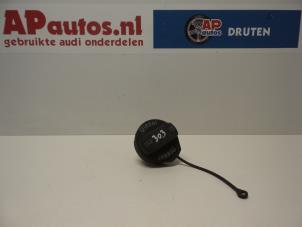Used Fuel cap Audi A3 Sportback (8PA) 2.0 TDI 16V Price € 35,00 Margin scheme offered by AP Autos
