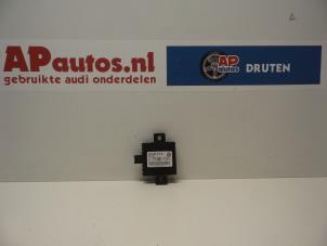 Usados Módulo de alarma Audi A3 Sportback (8PA) 2.0 TDI 16V Precio € 45,00 Norma de margen ofrecido por AP Autos