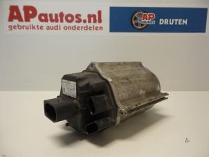 Used Electric power steering unit Audi A3 Sportback (8PA) 2.0 TDI 16V Price € 50,00 Margin scheme offered by AP Autos
