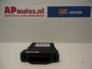 Usagé Ordinateur réservoir automatique Audi Q7 (4LB) 3.0 TDI V6 24V Prix € 100,00 Règlement à la marge proposé par AP Autos