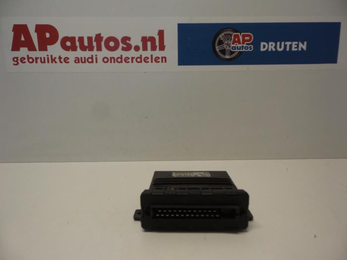 Usados Módulo PDC Audi S8 (D2) S8 4.2 V8 32V Precio € 24,99 Norma de margen ofrecido por AP Auto's