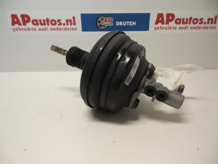 Usagé Servo frein Audi S8 (D2) S8 4.2 V8 32V Prix € 24,99 Règlement à la marge proposé par AP Auto's