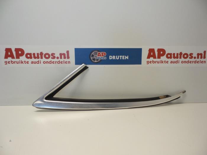 Używane Listwa ozdobna Audi A8 (D2) 4.2 V8 40V Quattro Cena € 19,99 Procedura marży oferowane przez AP Auto's
