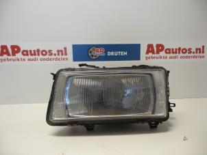 Używane Reflektor lewy Audi 80 (B3) 1.8 Cena na żądanie oferowane przez AP Autos