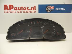 Usagé Compteur kilométrique KM Audi A6 (C5) 2.5 TDI V6 24V Prix € 29,99 Règlement à la marge proposé par AP Autos