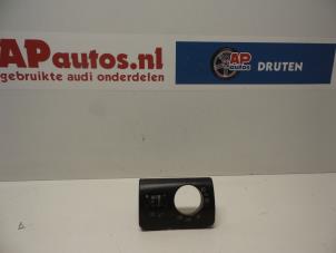 Usados Interruptor faro lhv Audi A6 (C5) 2.5 TDI V6 24V Precio € 15,00 Norma de margen ofrecido por AP Autos