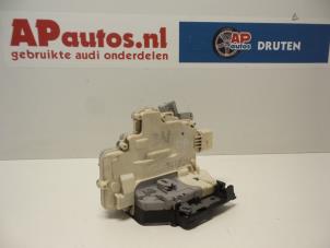 Used Rear door mechanism 4-door, right Audi Q7 (4LB) 3.0 TDI V6 24V Price € 27,50 Margin scheme offered by AP Autos