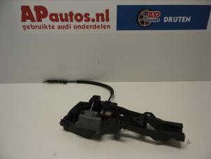Gebrauchte Abdeckplatte sonstige Audi Q7 (4LB) 3.0 TDI V6 24V Preis € 20,00 Margenregelung angeboten von AP Autos