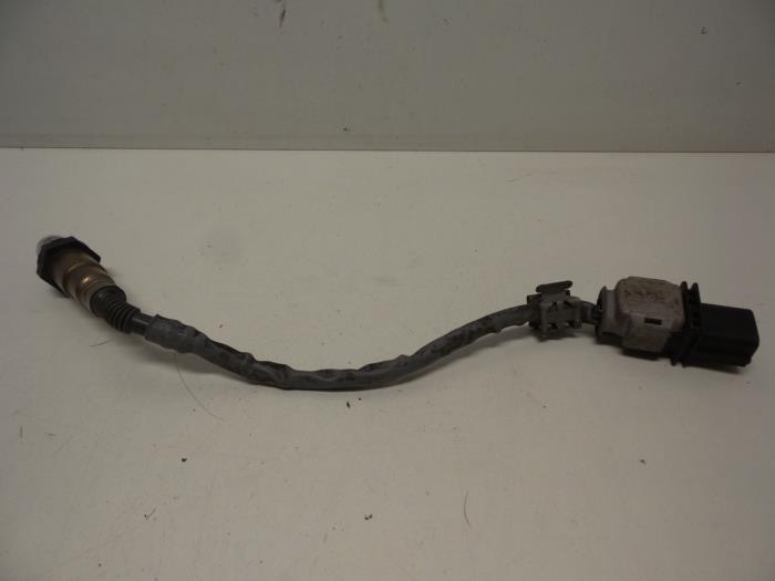 Lambda probe from a Audi A4 (B8) 2.0 TFSI 16V 2009