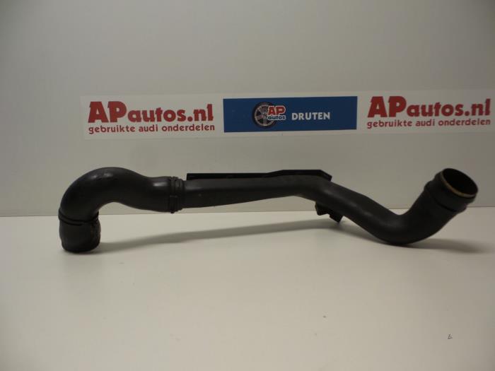 Usagé Tube intercooler Audi A4 Avant (B5) 1.8 20V Prix € 24,99 Règlement à la marge proposé par AP Auto's