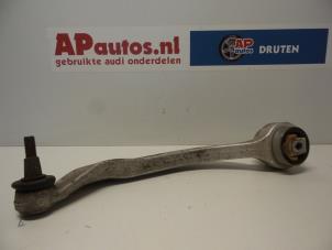 Usagé Bras de suspension haut avant gauche Audi A8 (D2) 2.8 V6 Quattro Prix € 19,99 Règlement à la marge proposé par AP Autos