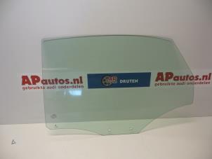 Usagé Vitre portière 4portes arrière gauche Audi A3 Prix € 40,00 Règlement à la marge proposé par AP Autos