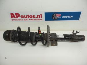 Używane Amortyzator wstrzasów prawy przód Audi A1 Sportback (8XA/8XF) 1.4 TFSI 16V 122 Cena € 65,00 Procedura marży oferowane przez AP Autos