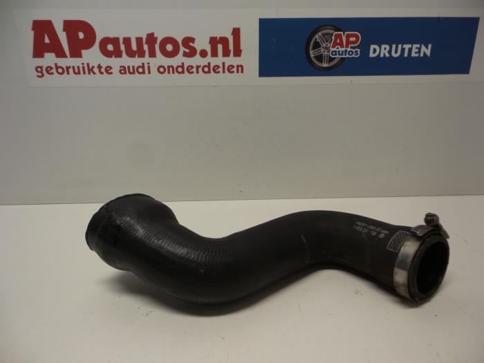 Usagé Tuyau intercooler Audi A4 (B6) 1.8 T 20V Prix € 35,00 Règlement à la marge proposé par AP Auto's