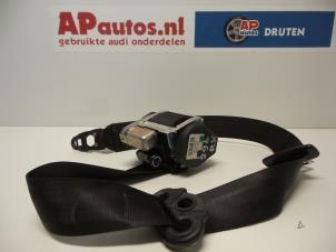 Używane Pas bezpieczenstwa prawy przód Audi A6 Avant Quattro (C6) 3.2 V6 24V FSI Cena € 29,99 Procedura marży oferowane przez AP Autos