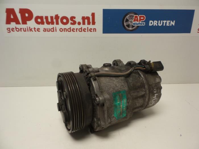 Usagé Compresseur de clim Audi TT (8N3) 1.8 20V Turbo Quattro Prix € 39,99 Règlement à la marge proposé par AP Auto's