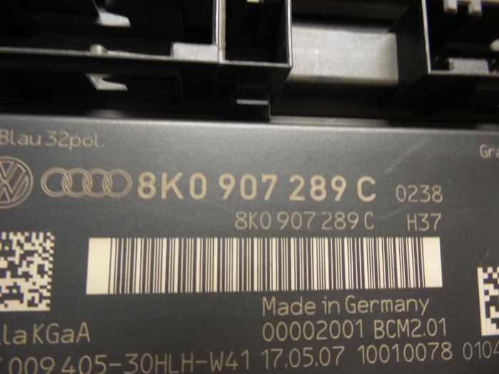 Computer, miscellaneous from a Audi A5 Quattro (B8C/S) 3.0 TDI V6 24V 2007