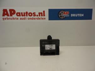 Used Central door locking module Audi A5 Quattro (B8C/S) 3.0 TDI V6 24V Price € 24,99 Margin scheme offered by AP Autos