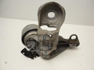 Engine mount from a Audi A4 (B5) 1.8 20V 2000