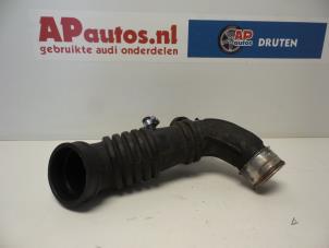 Usados Tubo de aspiración Aire Audi TT (8N3) 1.8 20V Turbo Precio € 20,00 Norma de margen ofrecido por AP Autos