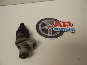 Usados Inyector (inyección de gasolina) Audi A6 (C4) 2.6 V6 Precio de solicitud ofrecido por AP Autos