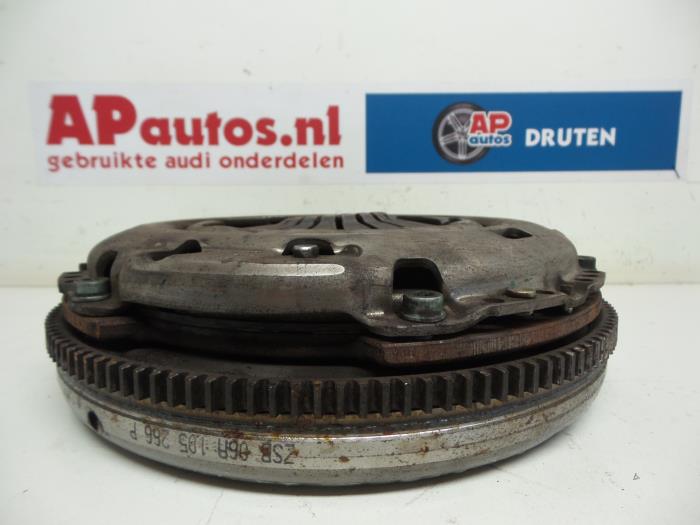 Clutch kit (complete) from a Audi TT (8N3) 1.8 20V Turbo 2001
