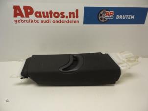 Usagé Revêtement montant centre droit Audi A5 (8T3) 2.0 FSI 16V Prix € 19,99 Règlement à la marge proposé par AP Autos