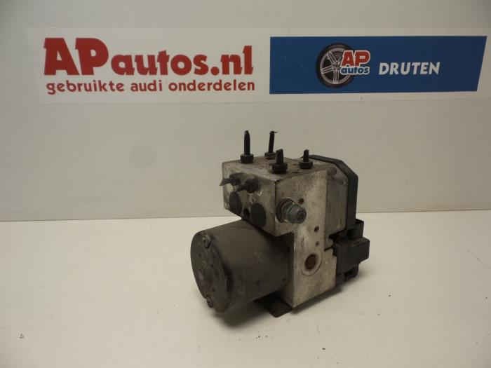 Used ABS pump Audi A4 Avant (B5) 2.5 TDI V6 24V Price € 24,99 Margin scheme offered by AP Auto's
