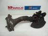 Knuckle bracket, front right from a Audi A4 (B5), 1994 / 2000 1.8 20V, Saloon, 4-dr, Petrol, 1.781cc, 92kW (125pk), FWD, APT, 1999-04 / 2000-10, 8D2 2000