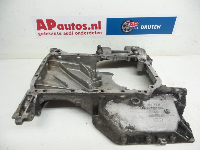 Used Sump Audi A8 (D2) 2.5 TDI V6 24V Price € 40,00 Margin scheme offered by AP Auto's
