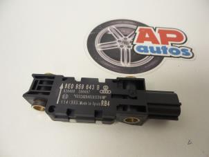 Used Airbag sensor Audi A4 Avant (B7) 2.0 TDI 16V Price € 10,00 Margin scheme offered by AP Autos
