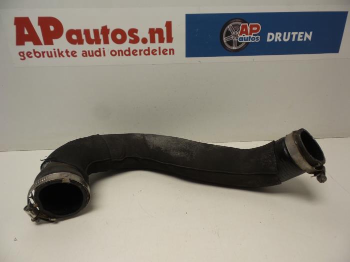 Gebrauchte Intercooler Schlauch Audi Q5 (8RB) 2.0 TDI 16V Quattro Preis € 24,99 Margenregelung angeboten von AP Auto's