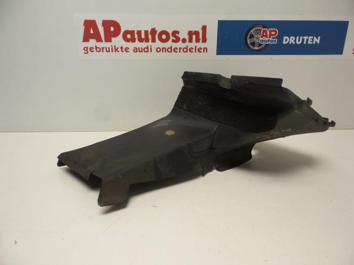 Begagnade Lufttratt Audi A4 Cabriolet Quattro (B7) 1.8 T 20V Pris € 15,00 Marginaltabell erbjuds av AP Auto's