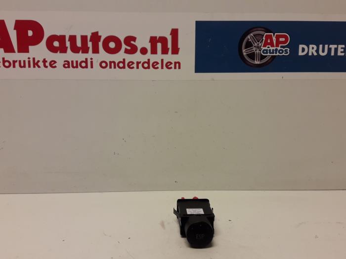 Używane Przelacznik ESP Audi TT (8N3) 1.8 T 20V Quattro Cena € 9,99 Procedura marży oferowane przez AP Auto's