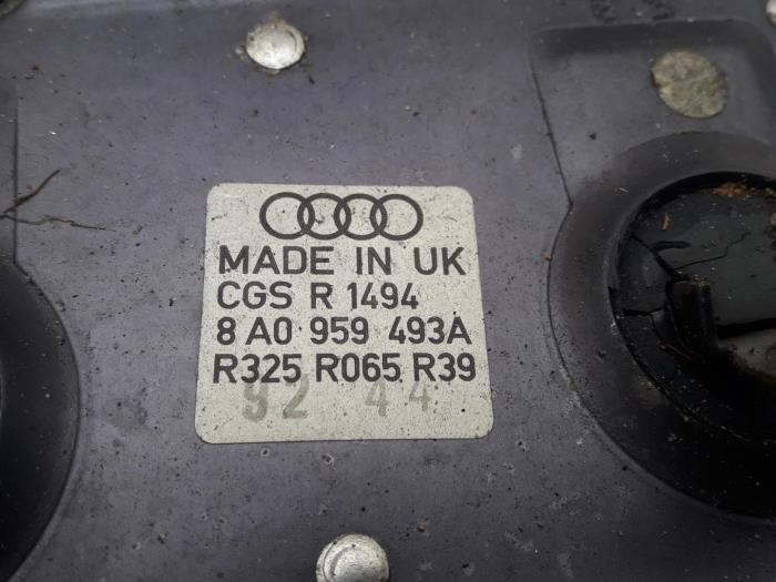 Divers d'un Audi Cabrio (B4) 1.9 TDI 1993