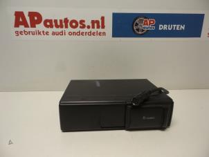 Używane Zmieniarka CD Audi TT (8N3) 1.8 T 20V Quattro Cena € 39,99 Procedura marży oferowane przez AP Autos