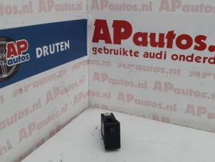 Usados Interruptor luz antiniebla Audi Cabrio (B4) 1.9 TDI Precio € 9,99 Norma de margen ofrecido por AP Autos