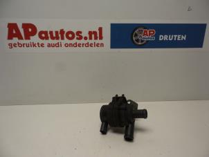 Gebrauchte Zusätzliche Wasserpumpe Audi Q7 (4LB) 3.0 TDI V6 24V Preis € 24,99 Margenregelung angeboten von AP Autos