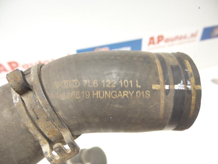 Audi Q7 4L Engine Coolant Radiator Upper Pipe Hose 7L6122101L NEW GENUINE