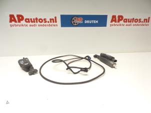 Gebrauchte Scheinwerfersprüher Audi A8 (D3) 3.7 V8 40V Quattro Preis € 24,99 Margenregelung angeboten von AP Autos