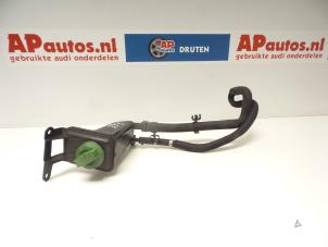 Used Power steering fluid reservoir Audi A4 Cabriolet Quattro (B7) 1.8 T 20V Price € 15,00 Margin scheme offered by AP Autos