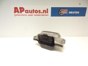 Usagé Support boîte de vitesse Audi A3 Sportback (8PA) 2.0 TDI 16V Prix € 35,00 Règlement à la marge proposé par AP Autos
