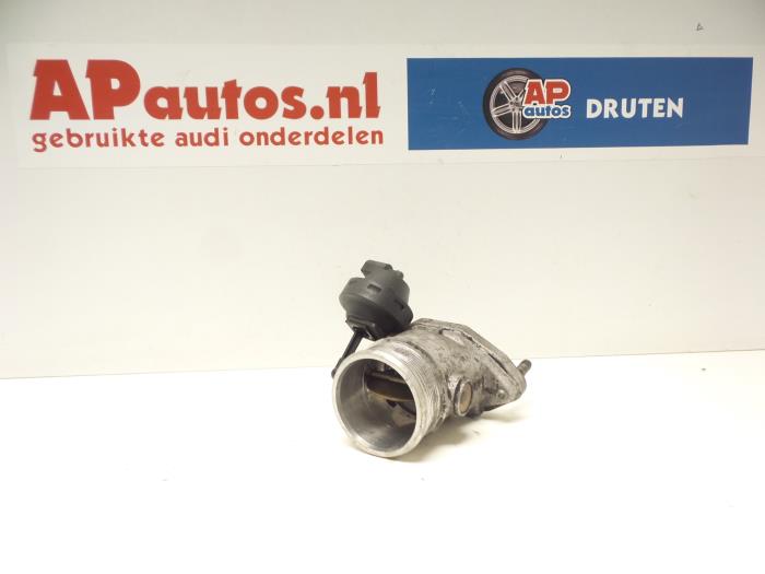 Exhaust throttle valve from a Audi A4 Avant (B6) 2.5 TDI 24V 2002