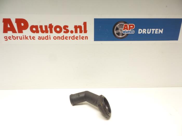 Begagnade Vattenrör Audi TT (8N3) 1.8 20V Turbo Quattro Pris € 19,99 Marginaltabell erbjuds av AP Auto's