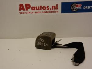 Usagé Ceinture de sécurité arrière gauche Audi A3 Sportback (8PA) 1.6 Prix € 19,99 Règlement à la marge proposé par AP Autos