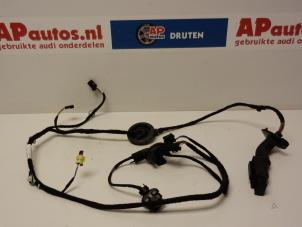 Usados Mazo de cables Audi A1 (8X1/8XK) 1.6 TDI 16V Precio € 30,00 Norma de margen ofrecido por AP Autos