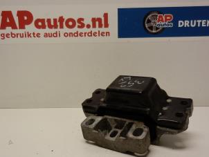 Usados Soporte de caja de cambios Audi A3 Sportback (8PA) 1.6 Precio € 35,00 Norma de margen ofrecido por AP Autos