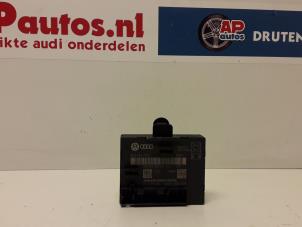 Used Central door locking module Audi A4 Avant (B8) 2.0 TDI 16V Price € 24,99 Margin scheme offered by AP Autos