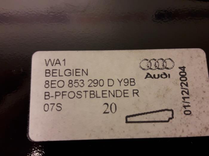 Obudowa slupka srodkowy prawy z Audi A4 (B7) 2.0 TFSI 20V 2004