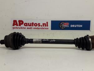 Usagé Arbre de transmission avant droit Audi RS 4 Avant (B7) Prix € 24,99 Règlement à la marge proposé par AP Autos